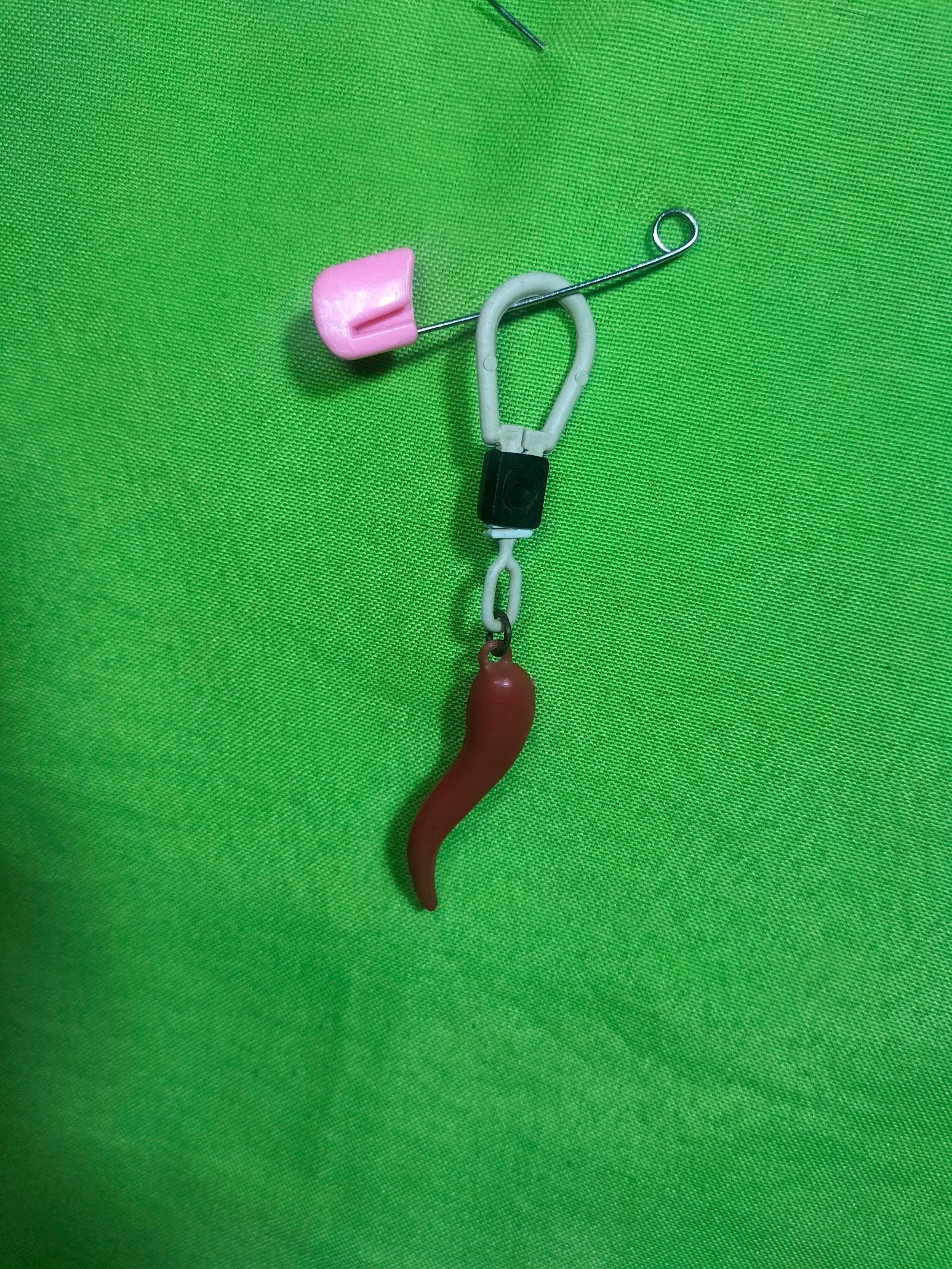 Chili-sleutelhanger of rood hoorntje van geluk – photo 6